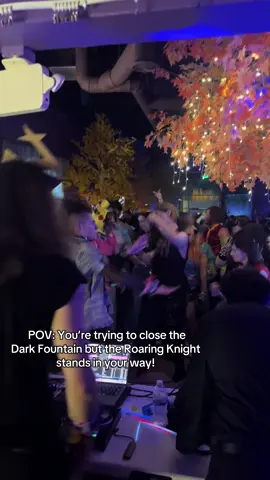 DELTA WARRIORS!! OPEN THE PIT!!! Y’all The Dark Fountain LA was a HUGE SUCCESS!!! I cannot believe this was real. Shoutout to thecage.la and outofbounds.la for hosting such a wonderful event and giving me a Cosplayer pass. Truly, y’all made this shit AMAZING! We really sealed the dark fountain last night that’s craaaazy guys #deltarune #thedarkfountainla #deltarunerave #deltarunecosplay #rave 