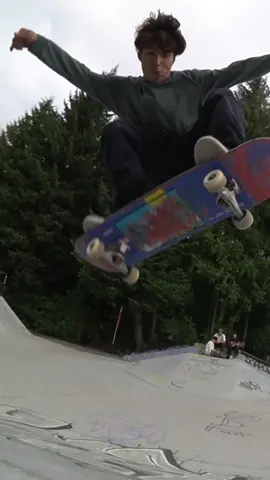 That's good. #skateboard  #kickflip #skateboard #Skateboarding #skateboardingisfun 