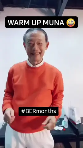 Guys warm up na si Ninong Jose Mari Chan ☃️❄️🎄🎁🔔🥁🎷🎺🕯💶🎆🧧 #BerMonths #Philippines2025 #philippineschristmas 