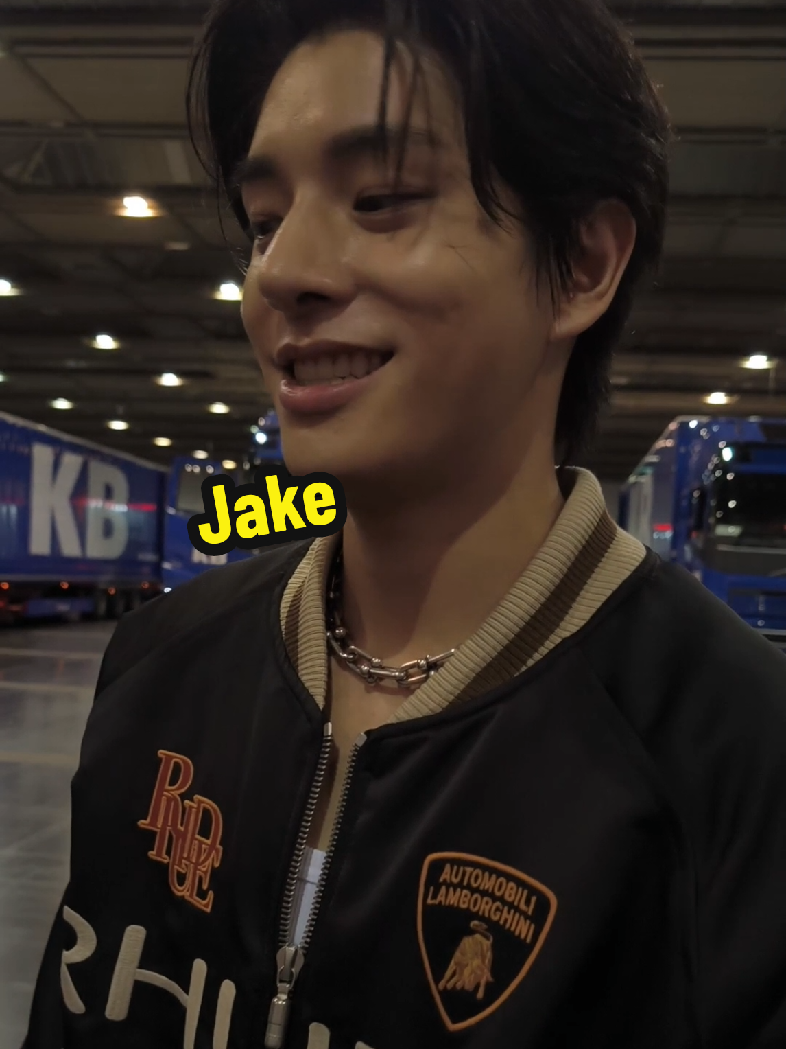 🫶 🫣During the send-off, we each wanted to show off our language skills a little bit – Jake in French, and me... a little bit of Korean 😅😅🤣🫣 Enhypen Brussels  Thanks, Jake! #enhypen #walktheline #Kpop #jakeenhypen #engene 