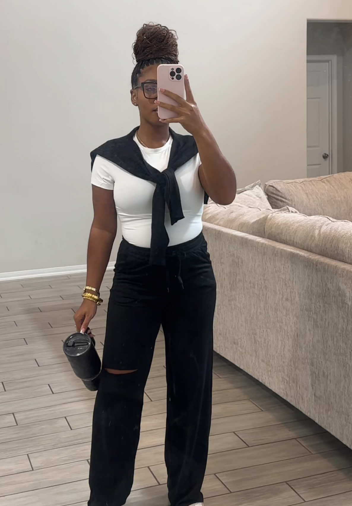 I’ve reached a stage in pregnancy that my clothes are fitting weird so I’m making it a priority to still get up, dress up and feel like myself. Plus I love a simple comfy fit #pregnancytiktok #pregnancyfashion #pregnantoutfitideas 