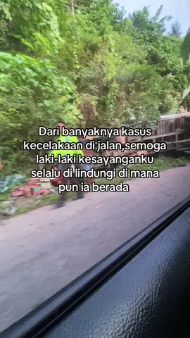 #lintasan #fyp #fypシ゚viral🖤tiktok #fypシ゚ #kecelakaan #dilindungi #supirtruck #sadvibes🥀 #masukberandafyp #berandafyp #hatihati #supirmuda #bugisstory🎭 #lewatberanda 