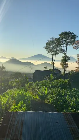 Setenang dan seindah ini Magelang !!  #Magelang #wisataMagelang #kaliangkrik #photography #PrivatTrip 