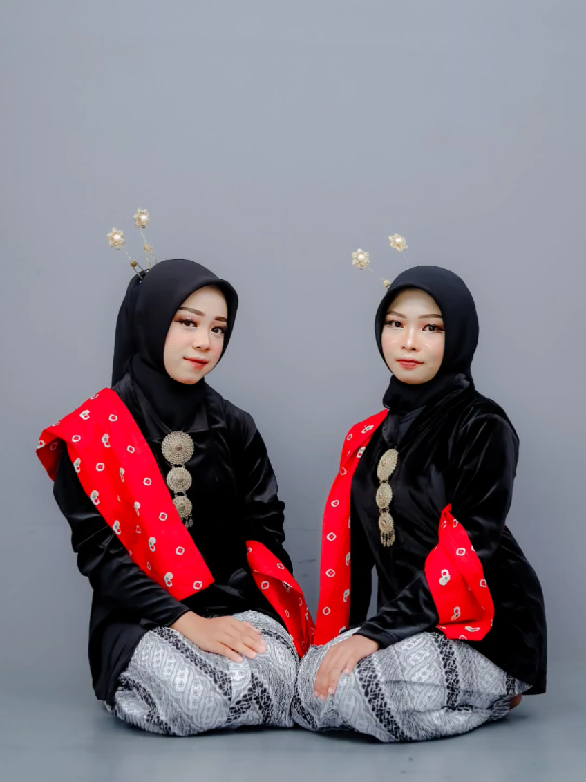 #fotostudio #sorotan #trend #trend @rikamakeup1 