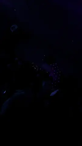 Fiesta para fingir #estadosparawhatsapp #parafingir #video_viral #discoteca 