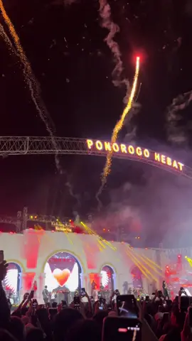 #dewa19 #ponorogo24jam #dewa19band #ahmaddhani 