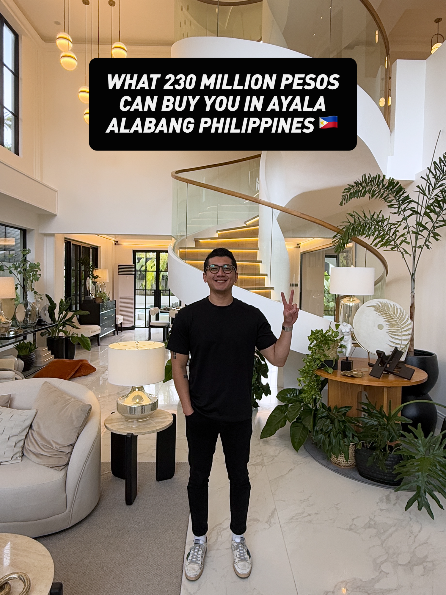Brand New Luxury Home in Ayala Alabang 🏡✨ 6 Bedrooms | 6 Bathrooms Modern Kitchen Infinity Pool Fully Furnished 4-Car Garage Asking Price: ₱230 Million 📩 Contact: Michelle Daygo CEO, Kuaima Realty 📧 michelledaygo.kuaimarealty@gmail.com 📱 +63 956 310 1825