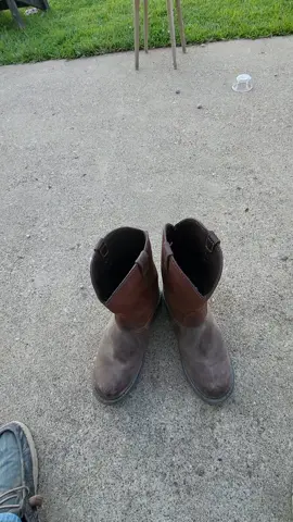 link is below #boot #tictokshop #sponsored #shop #workboot 