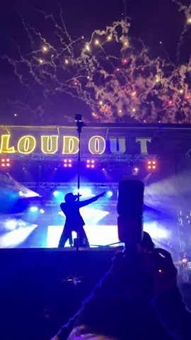 Unforgetable event of uk 🇬🇧🇳🇵#loudout2025🇬🇧🇳🇵@JohnFuckinRai  #johnchamlingrai 