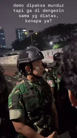 Iya iya baee cuih #demo #gedungdpr #jakarta #indonesia🇮🇩 #viral #fyppppppppppppppppppppppp 