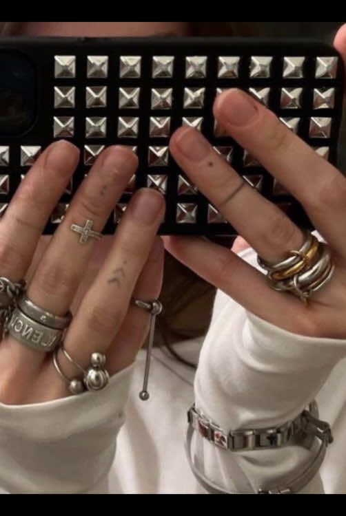 for my silver luvrs🖇️ | #moodboard #silver #chrome #inspoyevi #foryoupagе 