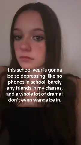 i can barely focus at school to begin with and now..      #schoollife #schoolstruggles #schoolstress #backtoschool #highschooldrama 