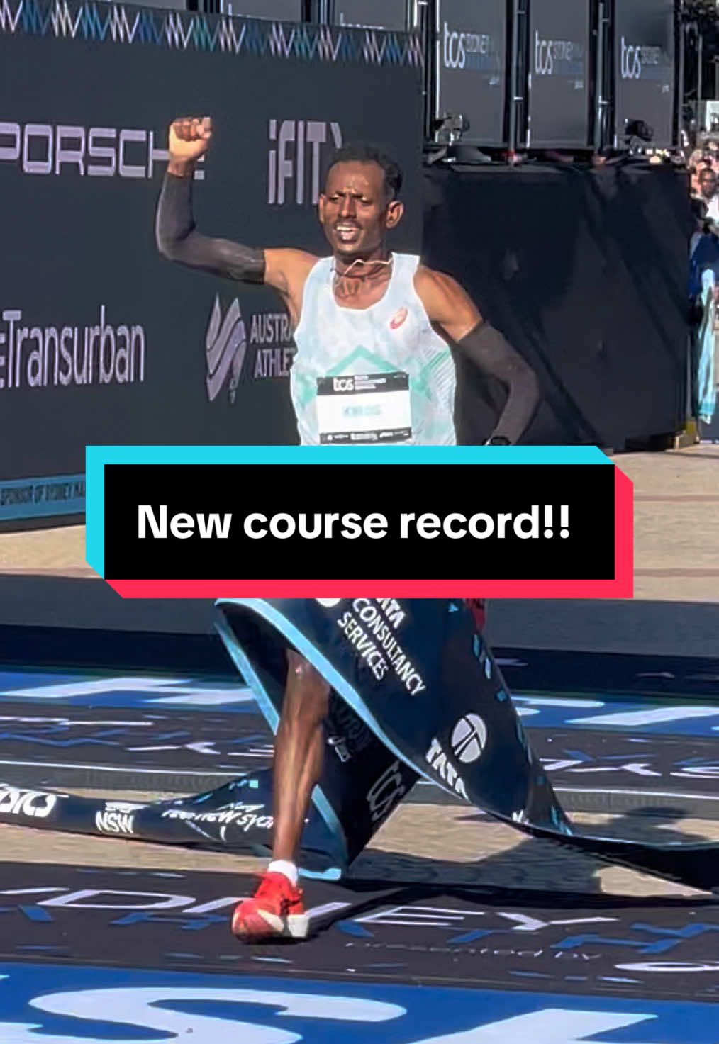 NEW COURSE RECORD! Hailemarayam Kiros runs 2:06:06 at the @TCS Sydney Marathon!! #Sydney #marathon  #SydneyMarathon 