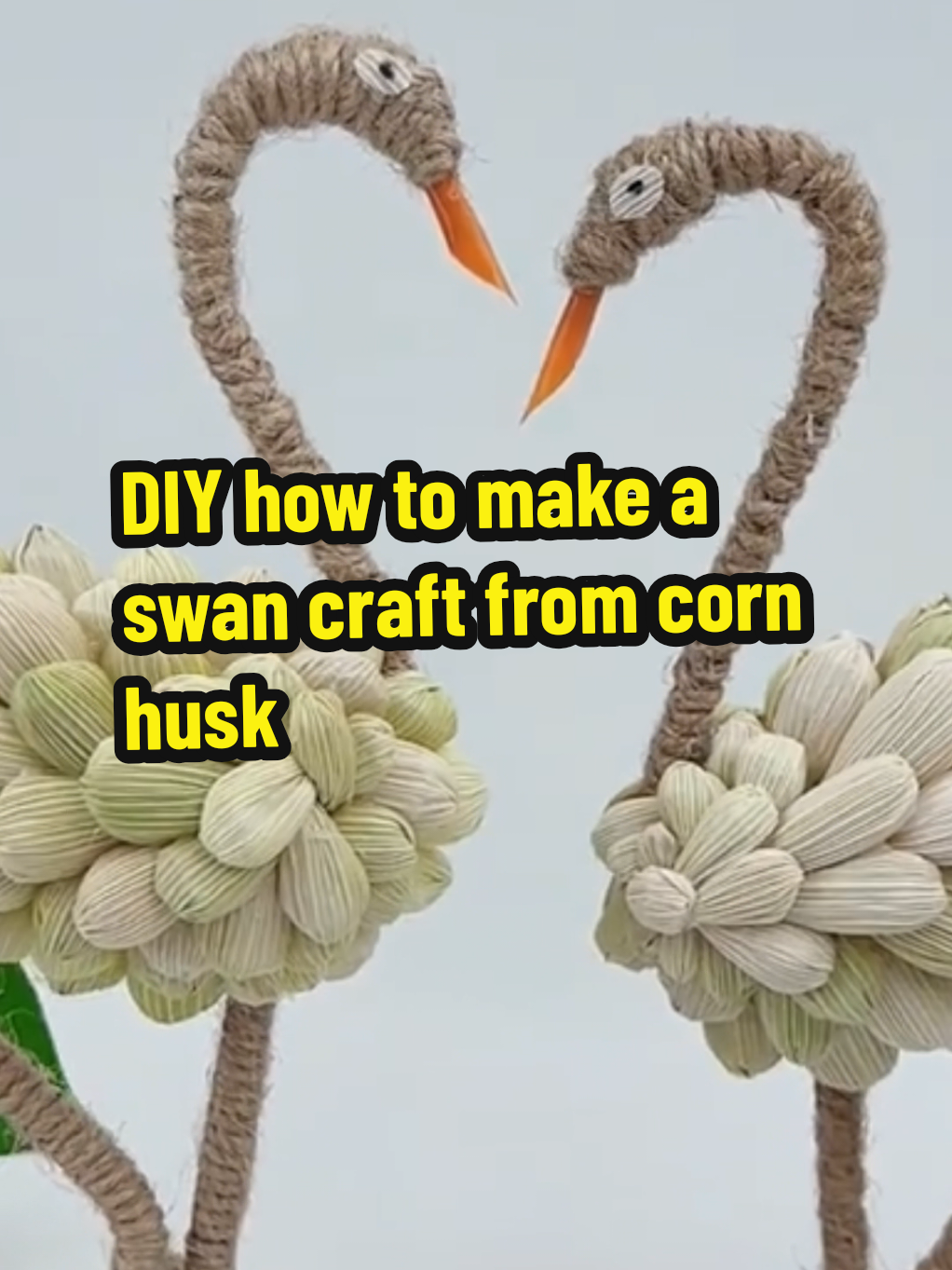 DIY how to make a swan craft from corn husk #DIY #howtomake #kidseducation #handmadeflower #diyproject 