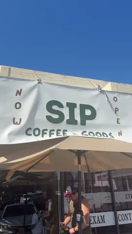 I HIGHLY RECOMMEND AND ITS SO LOWKEY 😍🤌 #sipcoffeeandgoods #fountainvalley #matchareview #matchatok #fypviraltiktok🖤シ゚☆♡viral 