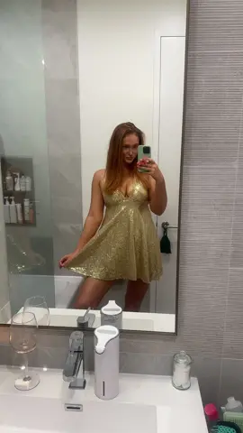 This is for postpartum me that didn’t think she would feel sparkly again ✨🥹 #postpartum #motherhood 