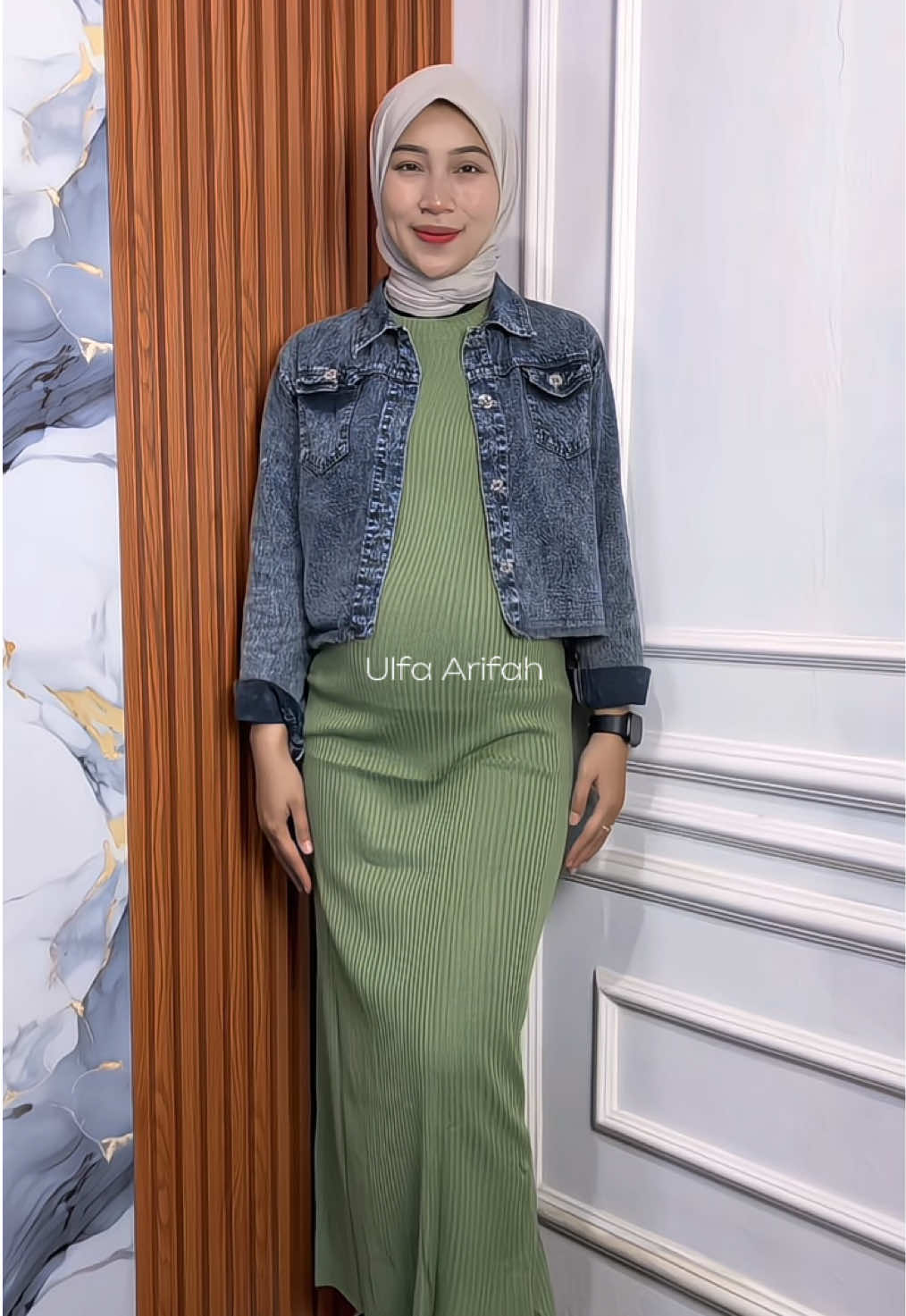Bahan knit stetchy nyaman banget dipakai 💚 #innerdress #gamisbumil #outfitbumil #babybump #masyaallahtabarakkallah 