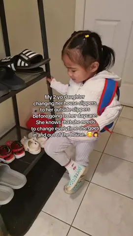 I am just so proud of you my little Kianna. 🥰👧  P.S.The stains on her slippers was drawn/painted by her. 😁 #daughter #toddler #toddlersoftiktok #daycare #babygirl 