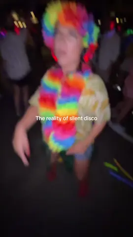 Guess the song #silentdisco #hawaiian #trendingvideo #dance #schooldance 