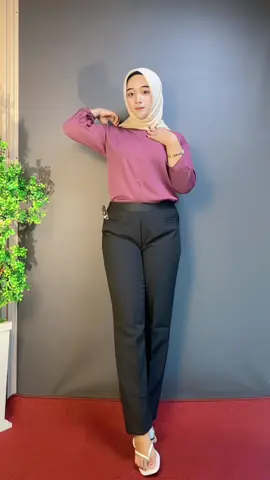 rekomendasi nih buat kamu yang suka ngantor beb, celana kerja bahan adem lembut nih beb😘🫶🏻 #rekomendasioutfit #celanakerja #fyppppppppppppppppppppppp #fyp 