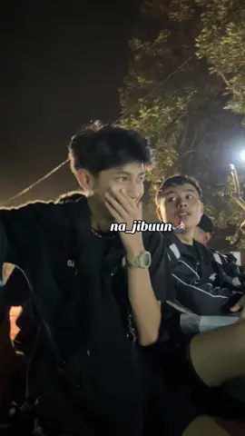 LIATTT DIAAA LIATTT LAH NYENGIR SELEBAR HARAPAN KALIAN BUAT BERTEMU DIA,di suruh eksen malah nyengir tok🤗🤗🤗#affanfaisal #gwsmlovers👹 #fyppppppppppppppppppppppp #gwsmlovers👹 #fypシ゚viral 