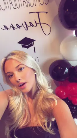 👩🏼‍🎓