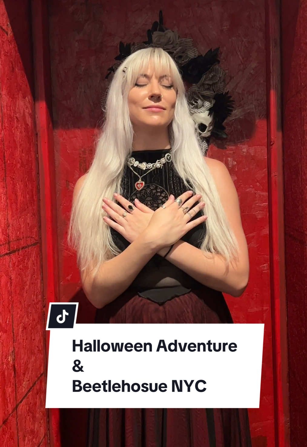Spend the day with me in NYC 🎃 @HalloweenAdventure @Beetle House NYC #halloween #nyc #beetlejuice 