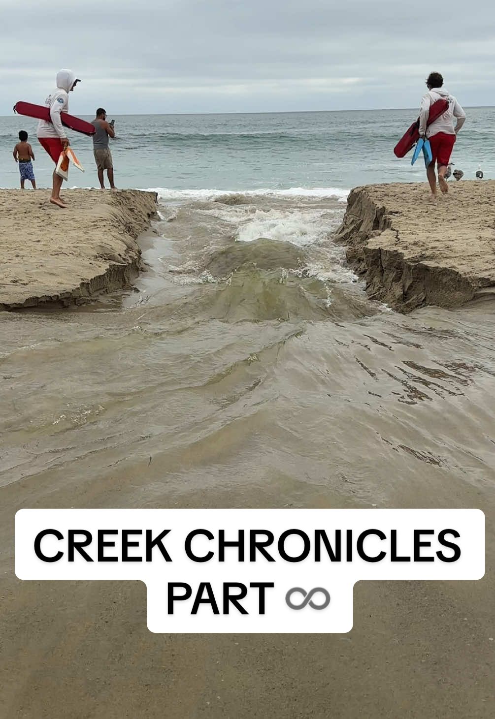 LITTLE KID STARTS CREEK FLOW INTO OCEAN! 🤣 - and then @Blair Conklin rides it with his skimboard! #CreekChronicles #SoLagLocal #BreakTheBerm 