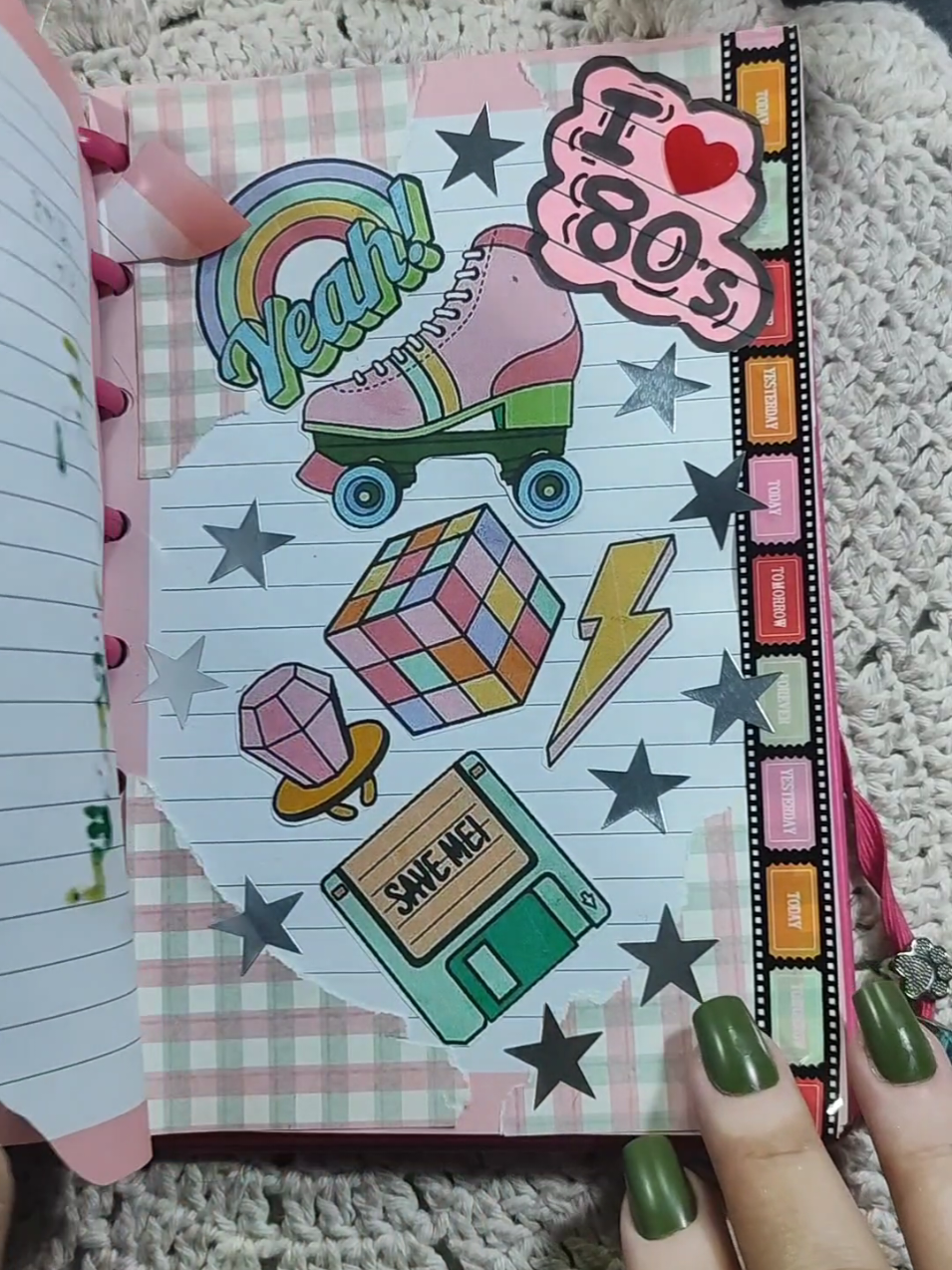 13° Desafio do grupo Jornal ART com o tema anos 80 sugerido pela nossa amiga Kel.. ops Eu mesma 😬. ❤️ @dessa_journalart  ART Journal with me 📚✂️🇧🇷 #scrapbook #artjournal #grupojournalart  #desafiocolagem #desafiojournalart 