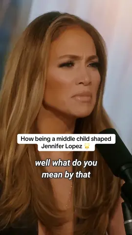 Jennifer Lopez opens up about how growing up as the middle child shaped her drive, independence, and resilience. 🌹 Sometimes being “in the middle” teaches you how to stand out. #JenniferLopez #JLo #LifeJourney #FamilyInfluence