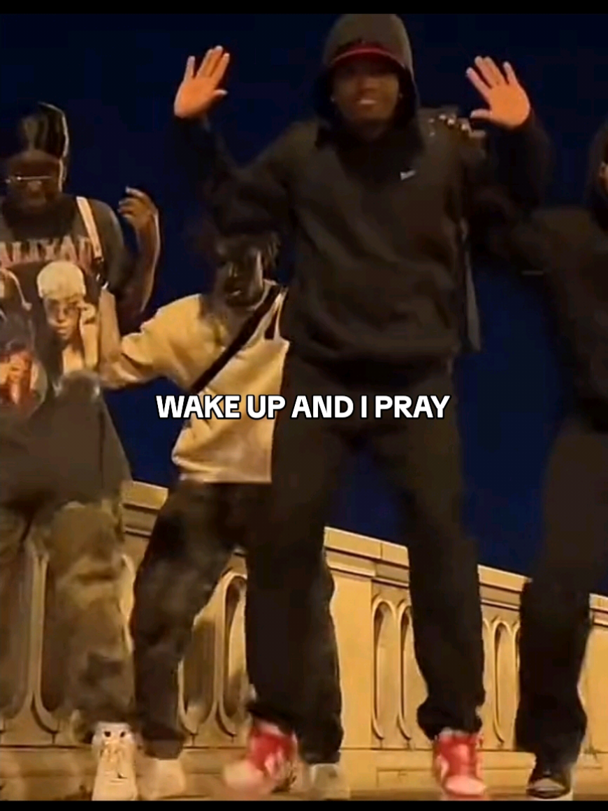 WAKE UP AND I PRAY 🙏  @yvngxzaye #christianrap #christiansong #gospelmusic #gospelrap #fyp 