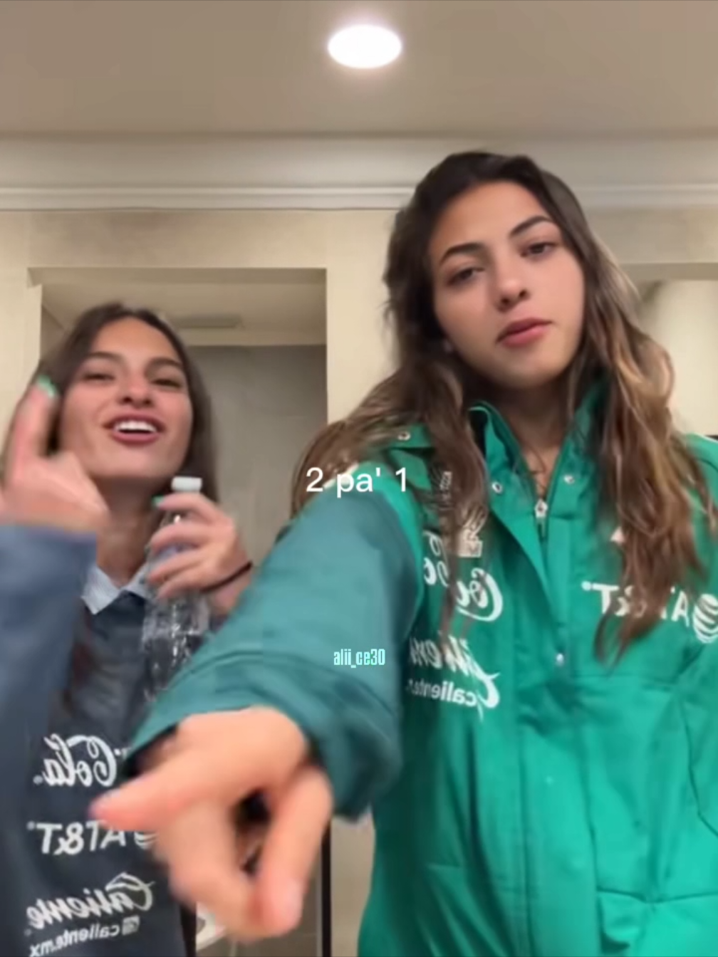 el mejor 2pa1 aquesii😉 #tiktok #paratodos #alicesoto #fyp #montsesaldivar @Alice Soto Gallegos @Montserrat Saldivar 