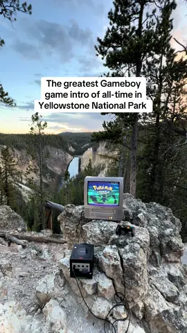 Straight chills #thescenicgamer #pokemon #pokemonemerald #gameboy #yellowstone 