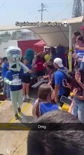 Squidward had enough 💀@Lights Camera Pod (Via:Viancevalle/ig)