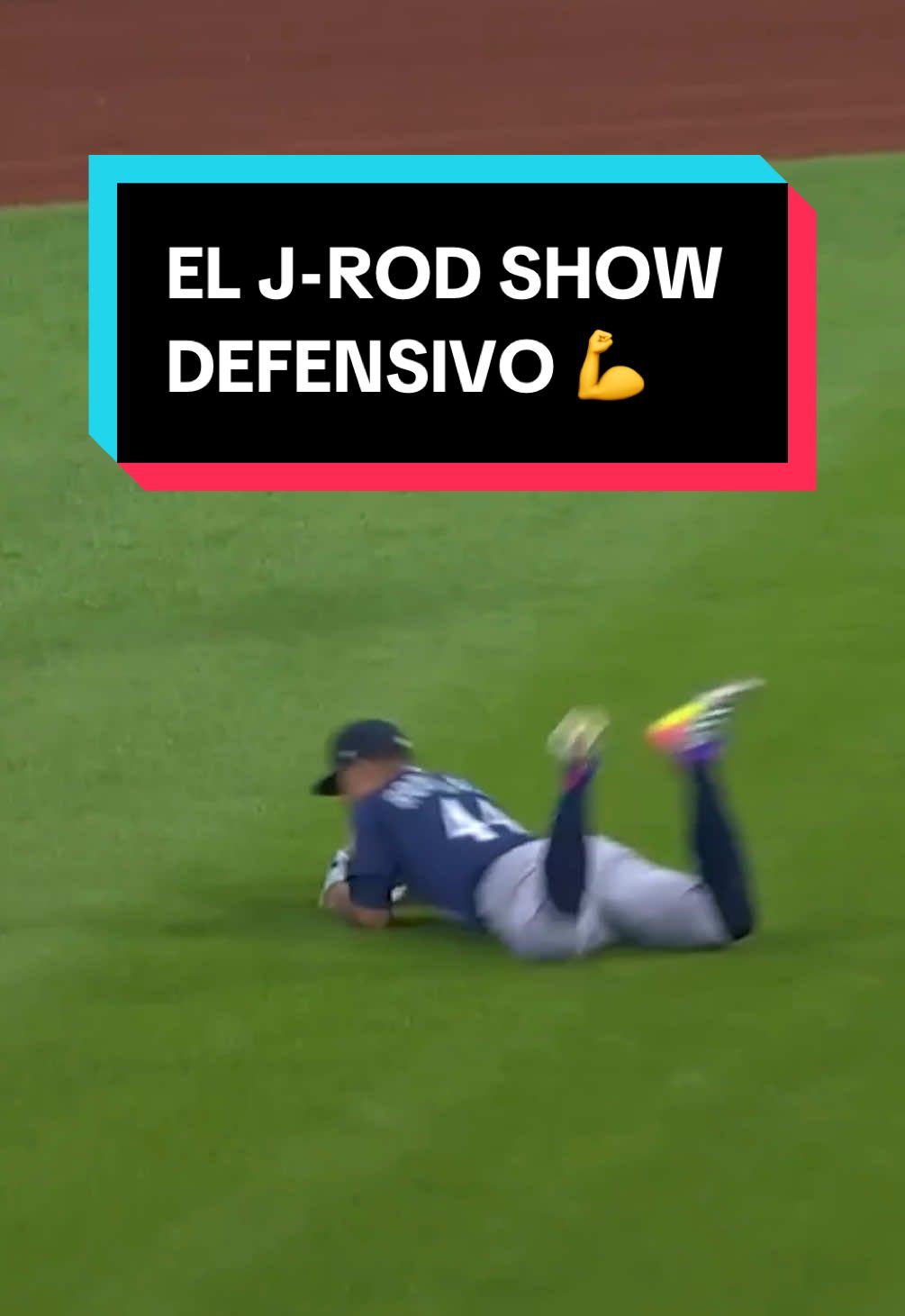 Julio robando hits tranquilito, sin despeinarse 💪 #MLB #defense #mariners #dominicana #baseball 