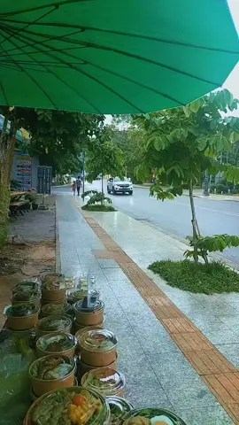រលឹកកាត់ព្រឹក តែអ្នកលក់នៅលក់ធម្មតាណាបងៗ #របបអាហារសុខភាព #អាហារពេលព្រឹក_ថ្ងៃ_ល្ងាច #សាឡាត់សុខភាព @follower @Cooking Muching 
