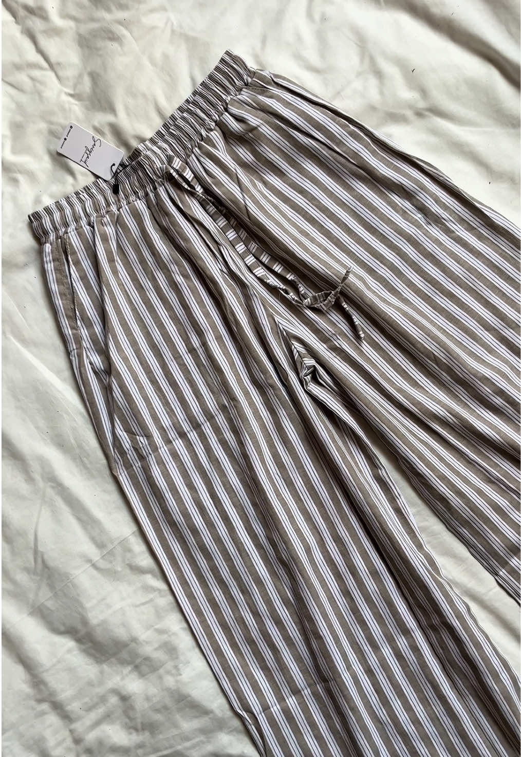 stripe linen pants by @saneysa.id. #fyp #fyppppppppppppppppppppppp #racunoutfit #racuntiktok #outfitideas #OOTD 