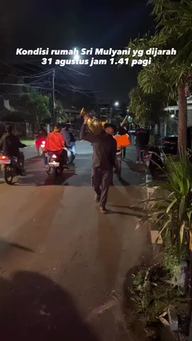 situasi rumah sri mulyani hari ini dijarah masa #dpr #srimulyani #fyp #demo #livedemo 