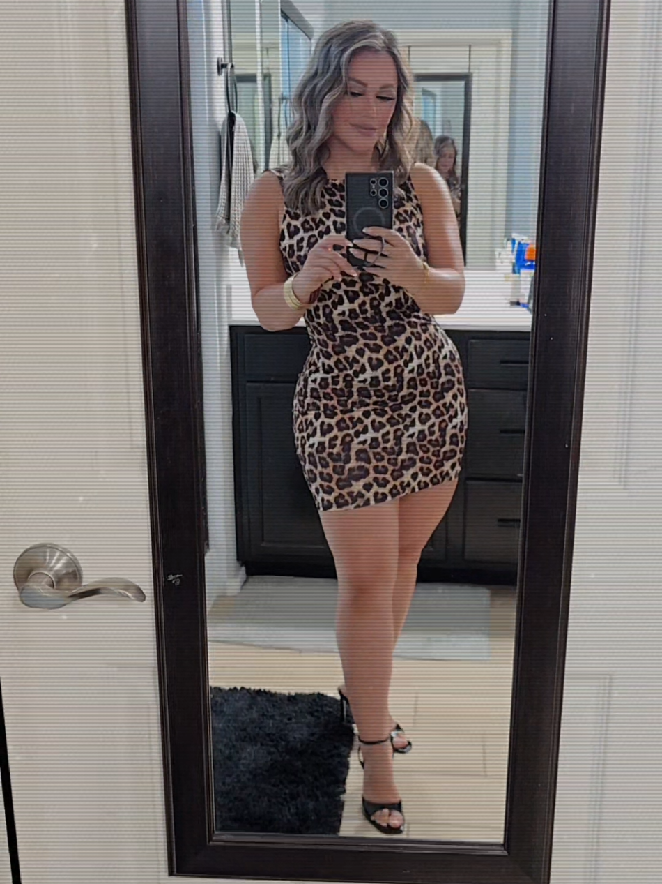 Saturday night vibes... OOTD 🐆 #fyp #paratiiiiiiiiiiiiiiiiiiiiiiiiiiiiiii #OOTD #nightout #fypシ 