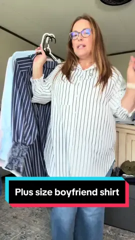 This plus size boyfriend shirt is popular for a reason! #plussize #plussizefashion 