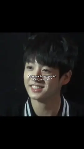 noooo, él todavía tiene sus 16 añosss 😭😭💔 #jungkookday #happybirthdayjungkook #army #bts_official_bighit #fypシ 