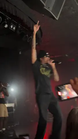 chris travis’s cute lil hops :3 #christravis #seattle #concert #washington #fyp #fypシ 