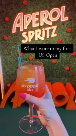 First time at the @US Open and it won’t be my last! The absolute best day watching tennis, drinking Aperol Spritzes and taking in all the courtside style. This dress was a hit and I received so many compliments! On my L T K! #creatorsearchinsights #USOpen #usopenoutfit #tennisoutfit #tennisstyle 