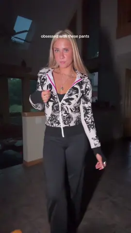 They are perf #rushready2025 #gym #gymfit #backtoschooloutfit 