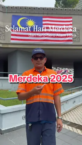 Dari jalanan hingga ke ruang hijau, hero-hero Alam Flora sentiasa di barisan hadapan memastikan bumi kita bersih, indah dan selesa.  Sempena Hari Kemerdekaan ini, marilah kita bersama menghargai kebebasan dengan menjaga kebersihan persekitaran. Merdeka bukan sekadar laungan, tetapi tanggungjawab bersama untuk generasi akan datang. Selamat Menyambut Hari Kebangsaan 2025!  #jomrawatbumi #alamflora #enhancinglifeenrichingcommunities #merdeka2025 