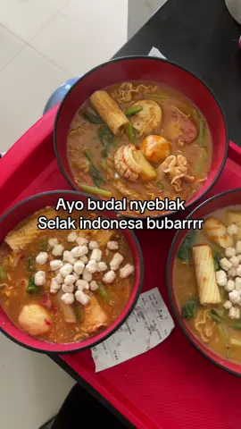 Hari minggu 31,agustus pembelian jam 9-13.00 gratis sosis jumbo ya