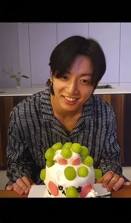 [ 01.09.2025 ] Happy birthday jk< He will soon be 28 years old 🎂💞 #jungkook #bts #fyp 