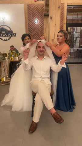 S-a furat mireasa!🤣🤣🤣#misiuneatiktok #viral_video #babana 