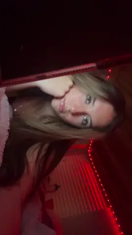 got an ipad 😈😈 #foryou #lipsync #party4u #trending #fyp 