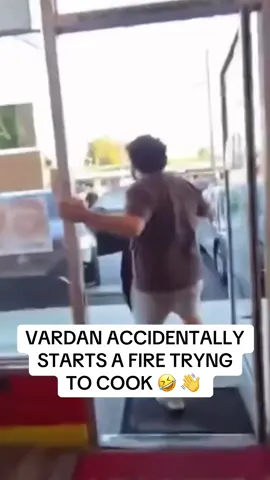 VARDAN ACCIDENTALLY STARTS A FIRE TRYNG TO COOK 🤣 👋  #vardan 